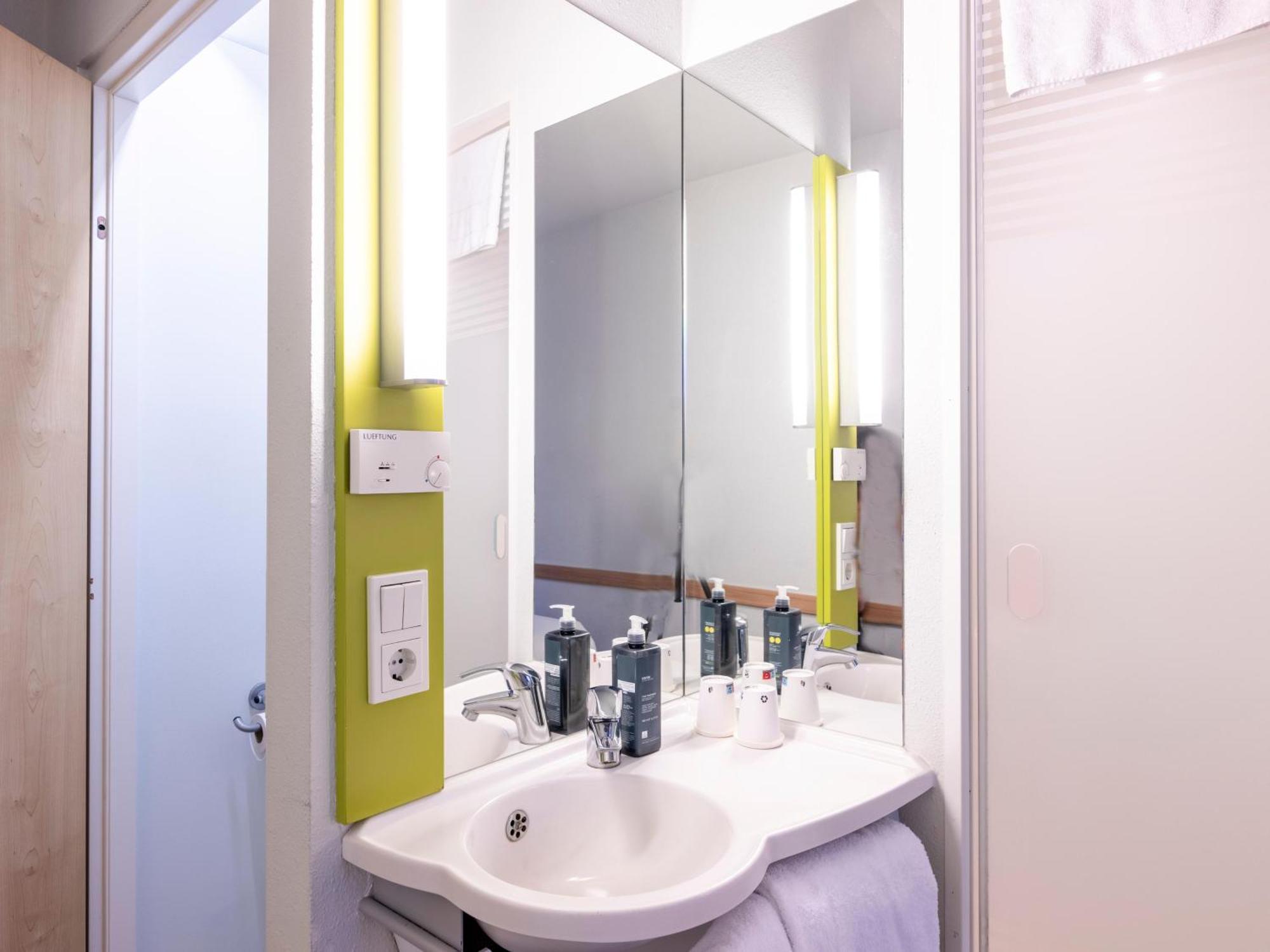 B&B Hotel Hannover-Garbsen Extérieur photo